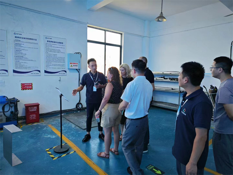 國外客戶蒞臨我司考察,深化外貿交流與合作 圖3